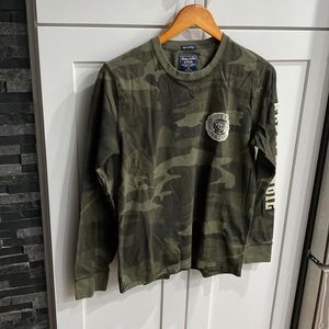 Abercrombie & Fitch long sleeve T-shirt